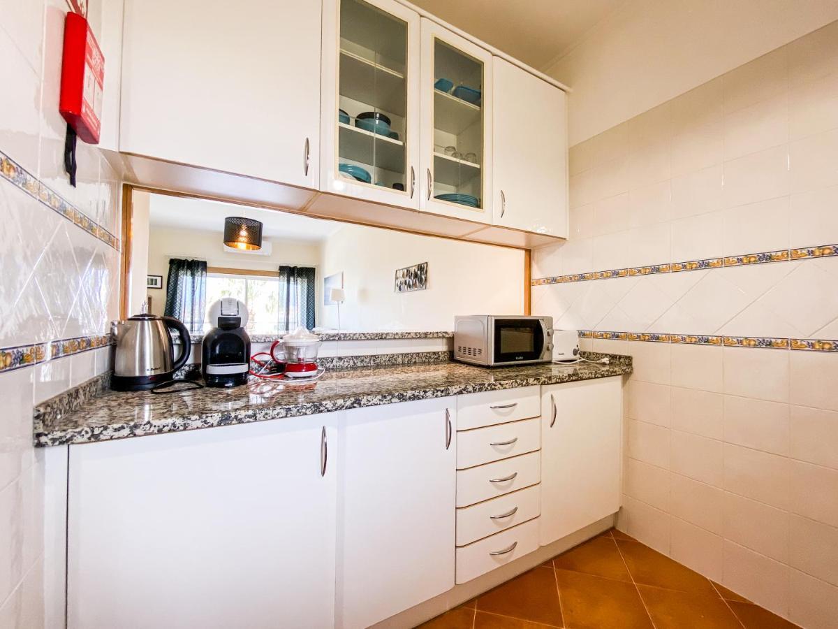 Sea View Apartment By Beach & Marina #1869 Lagos Buitenkant foto